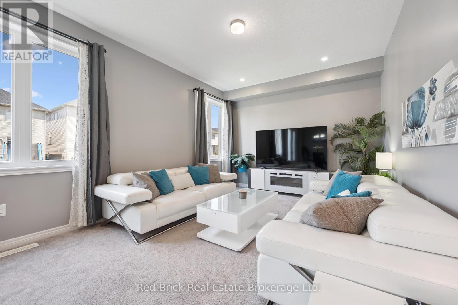 71 Harpin Way W, Centre Wellington, Ontario  N1M 0H8 - Photo 12 - X12318828