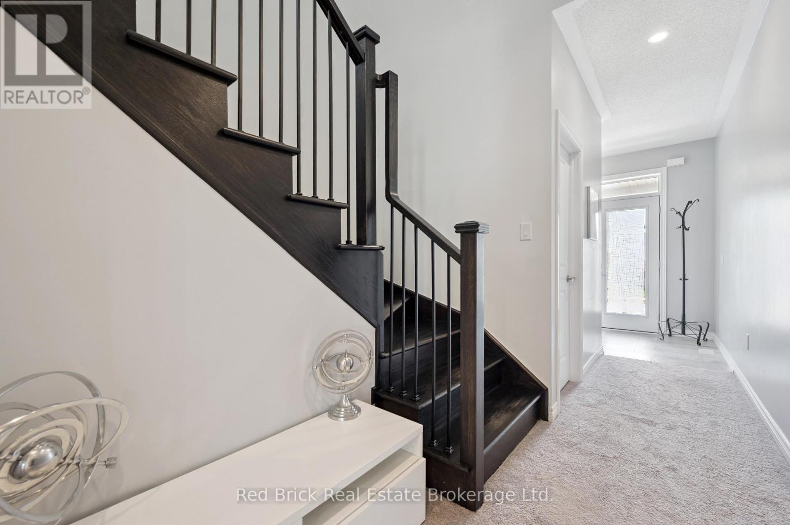 71 Harpin Way W, Centre Wellington, Ontario  N1M 0H8 - Photo 15 - X12318828