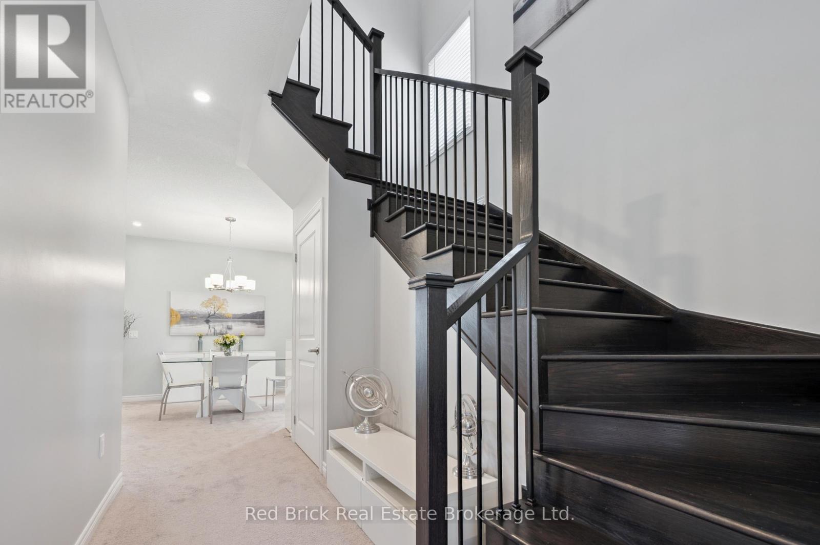 71 Harpin Way W, Centre Wellington, Ontario  N1M 0H8 - Photo 17 - X12318828