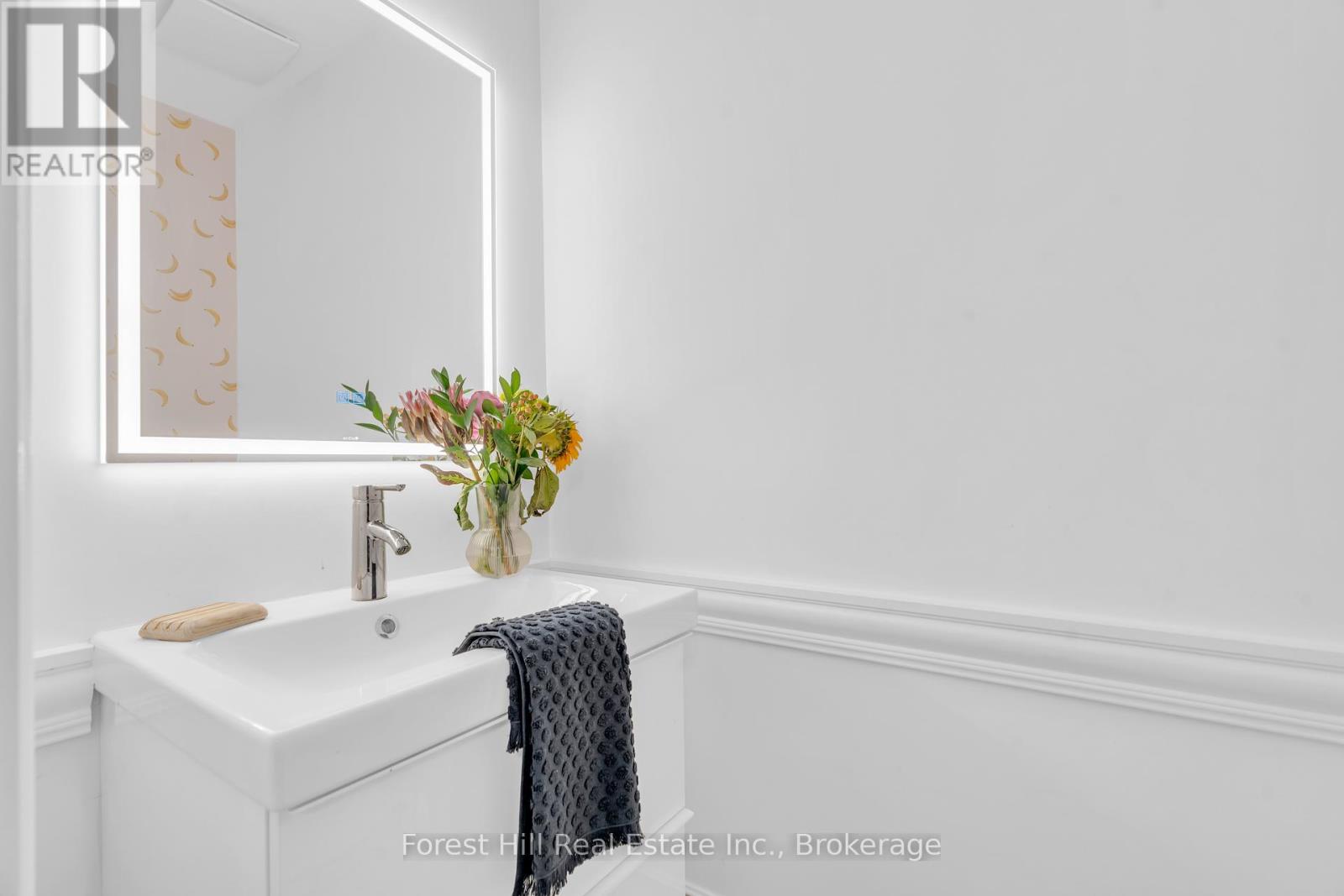 161 Herbert Street, Waterloo, Ontario  N2J 1T3 - Photo 18 - X12318833