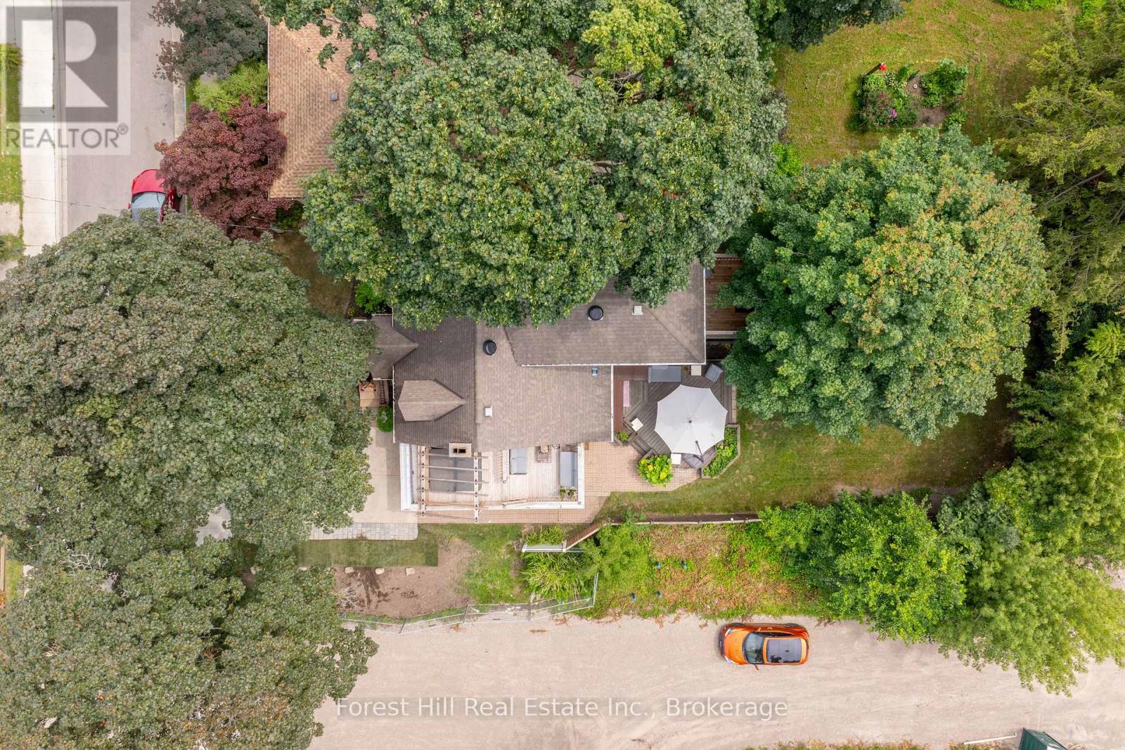 Property at 161 HERBERT STREET image 2