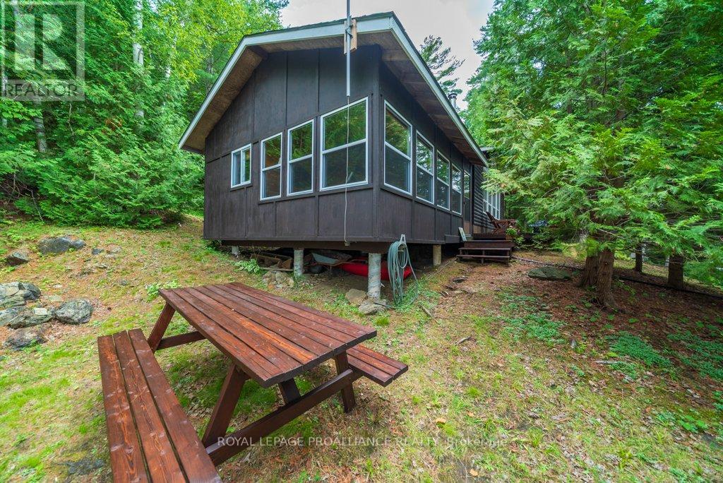 1021 Blue Jay Lane, North Frontenac, Ontario  K0H 1B0 - Photo 28 - X12318827