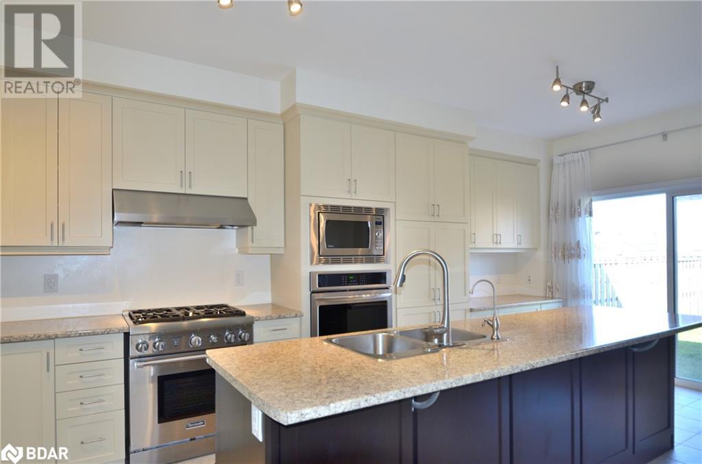 15 Forsyth Crescent, Barrie, Ontario  L4N 5K4 - Photo 9 - 40756192