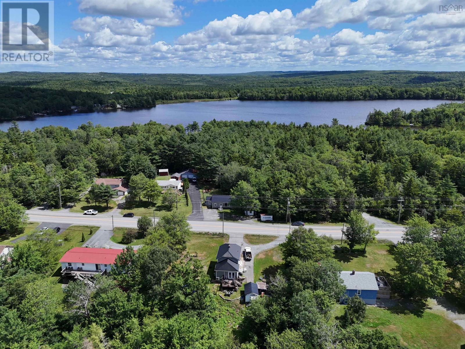 451 Highway 1, Mount Uniacke, Nova Scotia  B0N 1Z0 - Photo 38 - 202518746