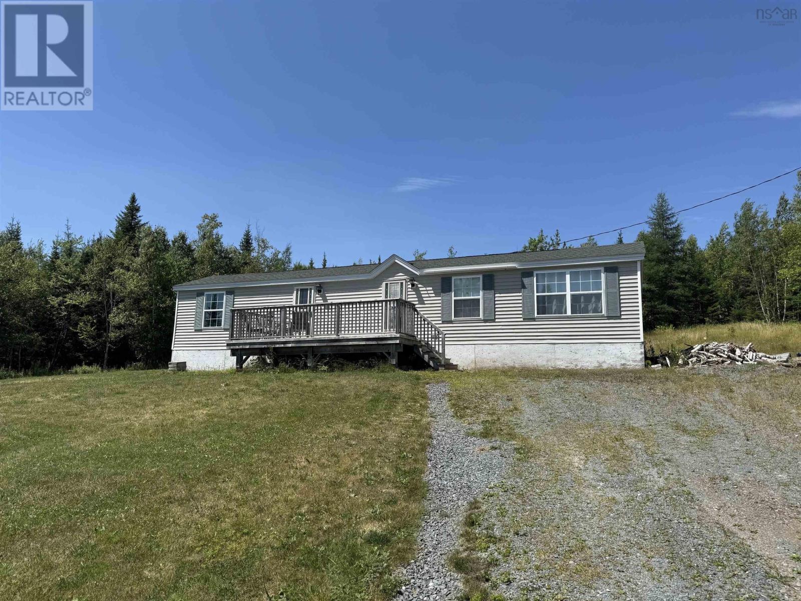 705 Lake Egmont, Lake Egmont, Nova Scotia  B0N 1Y0 - Photo 1 - 202518679