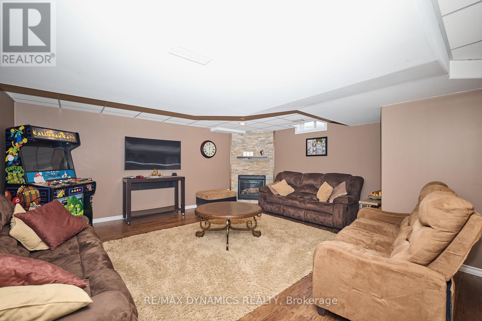 6831 St Michael Avenue, Niagara Falls, Ontario  L2H 0A2 - Photo 38 - X12318815