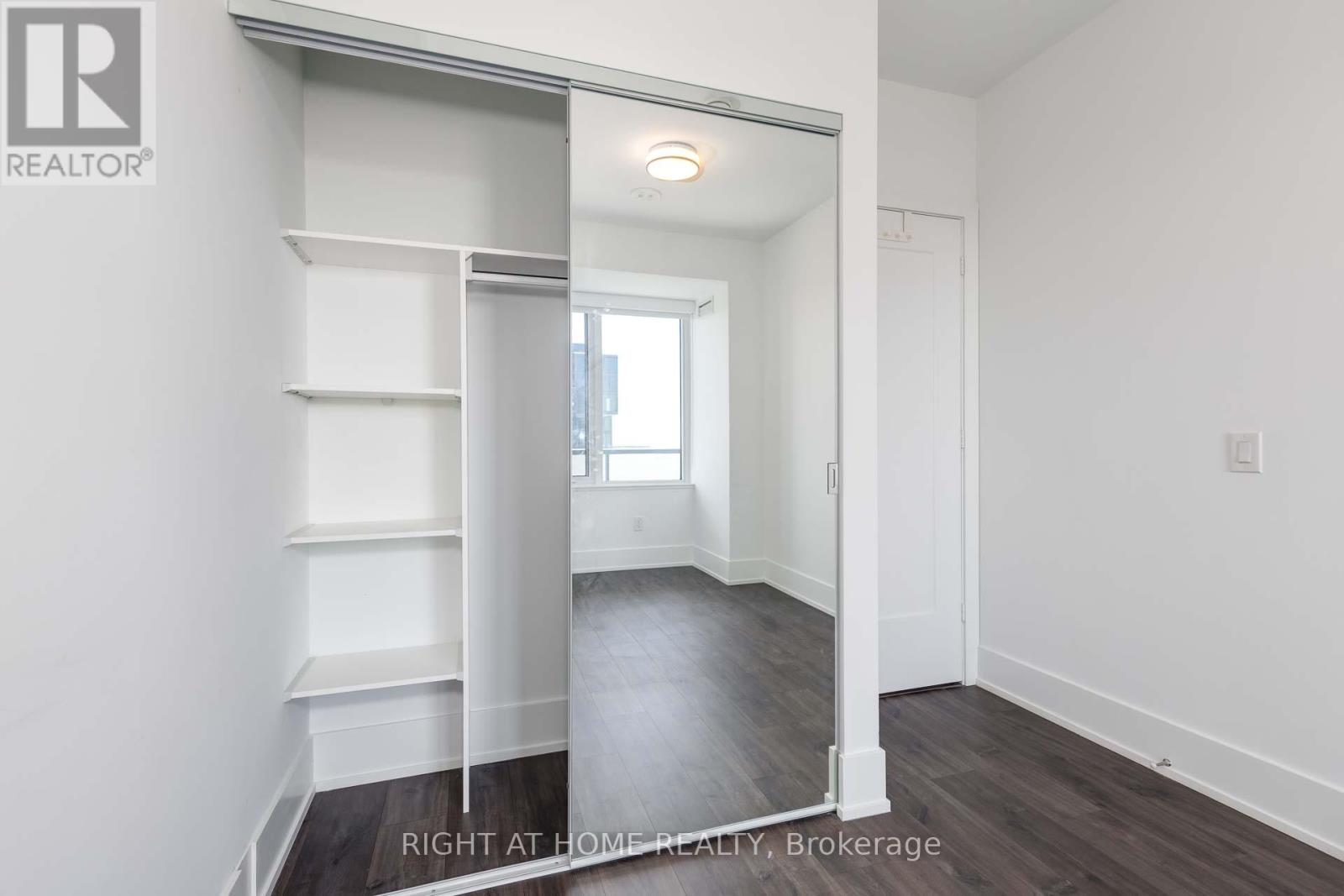 1316 - 480 Front Street W, Toronto, Ontario  M5V 0V5 - Photo 18 - C12318822