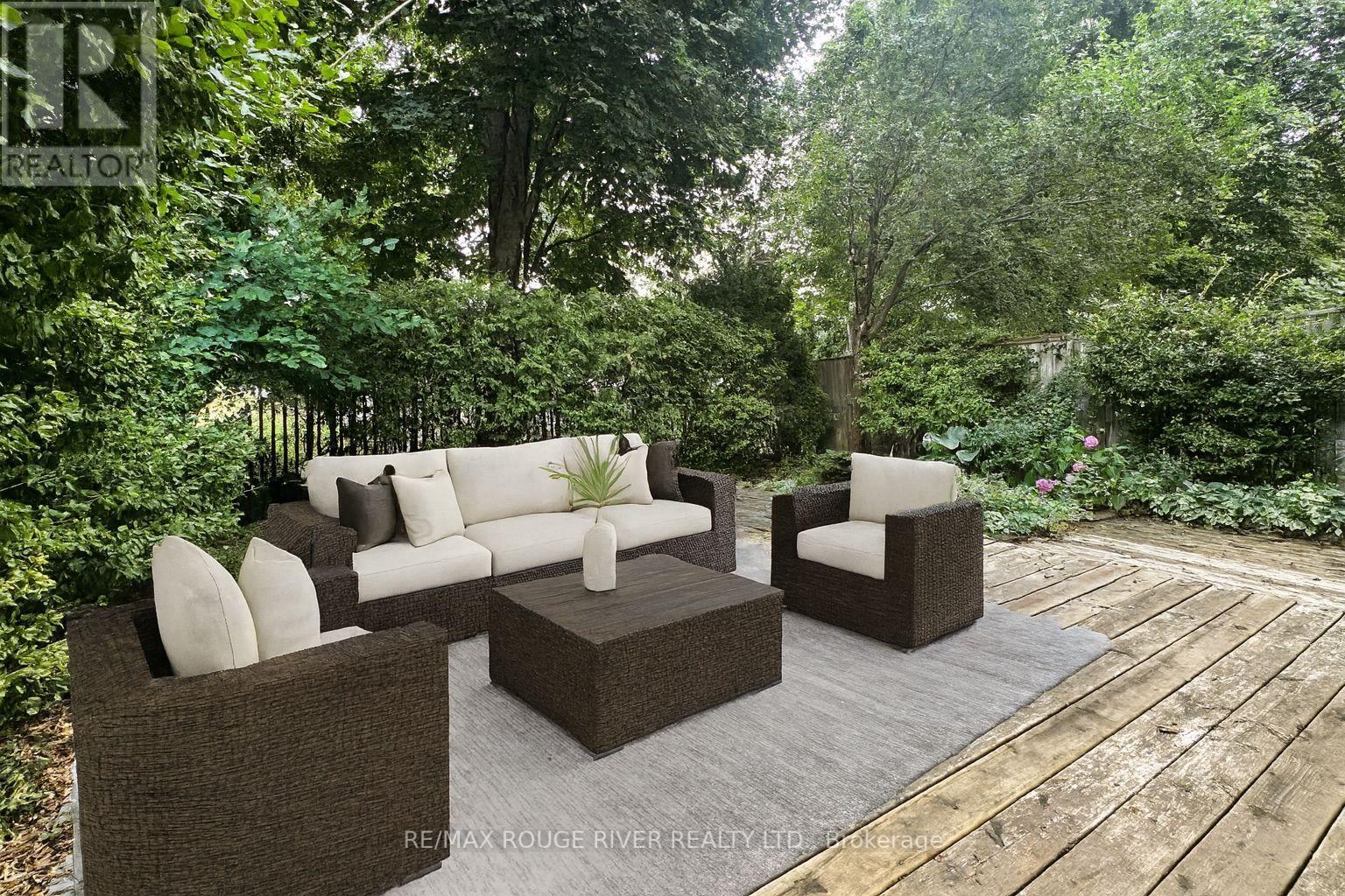 9 Comrie Terrace, Toronto, Ontario  M1M 3T1 - Photo 30 - E12318843