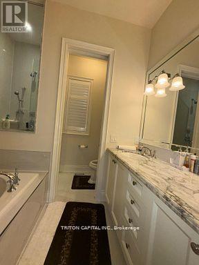 79 Annsleywood Court, Vaughan, Ontario  L4H 4G6 - Photo 11 - N12318803