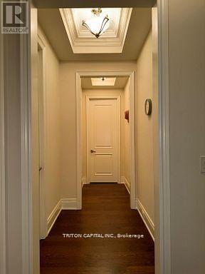 79 Annsleywood Court, Vaughan, Ontario  L4H 4G6 - Photo 3 - N12318803