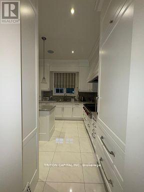 79 Annsleywood Court, Vaughan, Ontario  L4H 4G6 - Photo 8 - N12318803