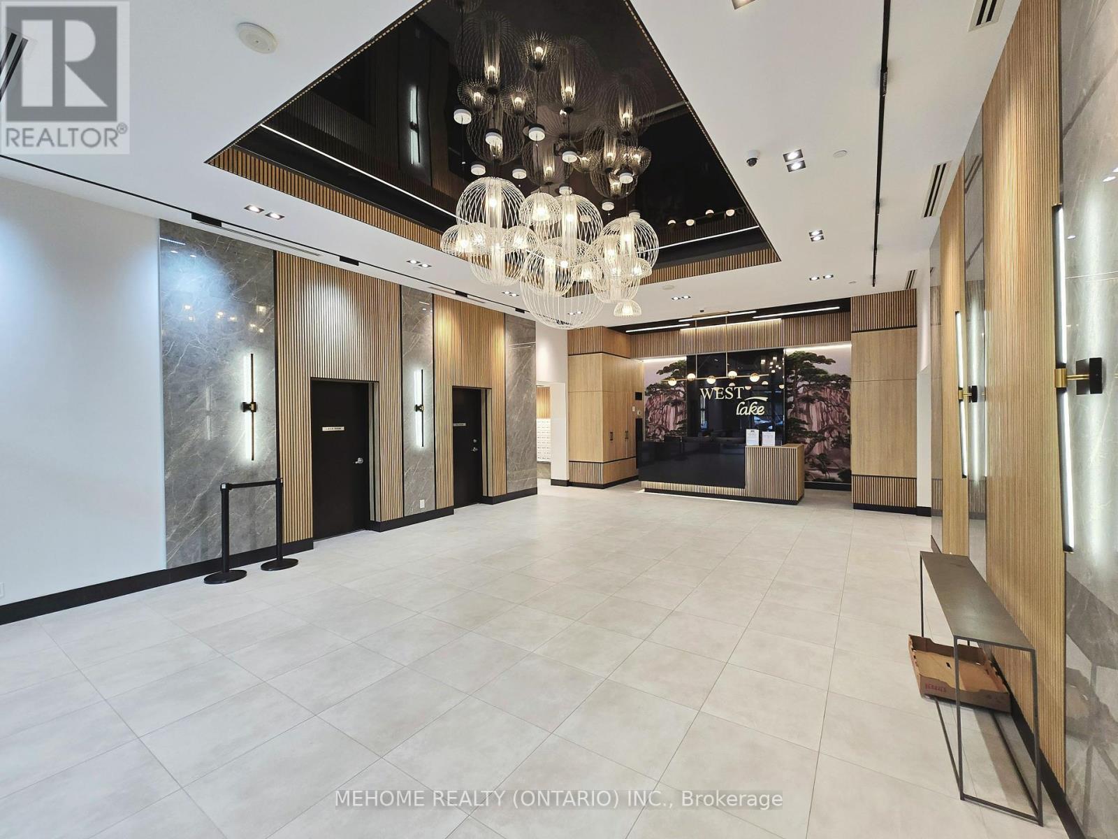 Property at UPH08 - 2220 LAKESHORE BOULEVARD W image 3
