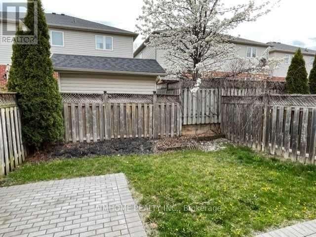 2394 Emerson Drive, Burlington, Ontario  L7L 7M4 - Photo 15 - W12318825
