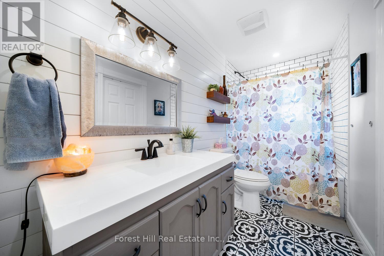 6473 Old Homestead Road, Georgina, Ontario  L0E 1R0 - Photo 37 - N12317471