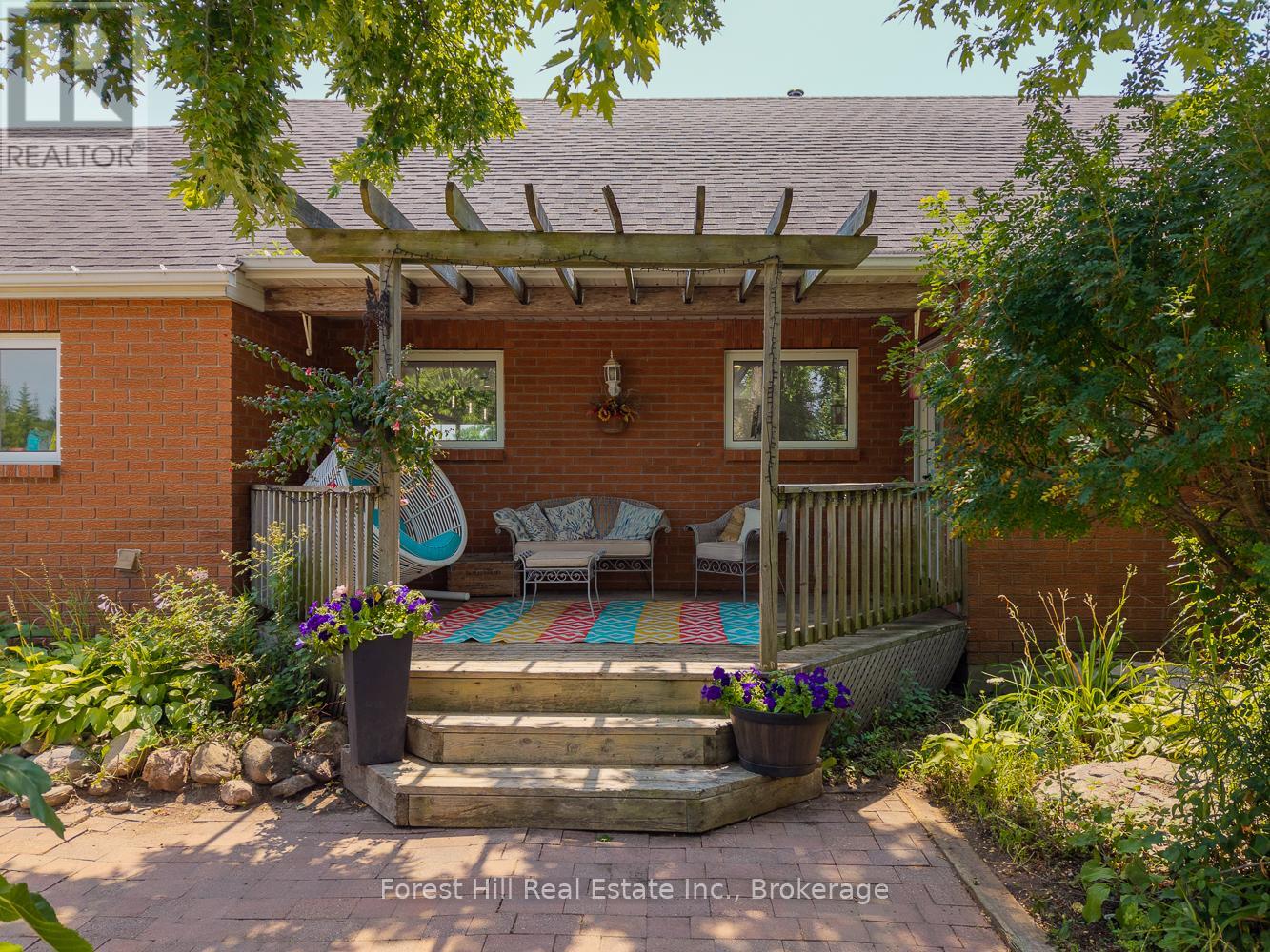 6473 Old Homestead Road, Georgina, Ontario  L0E 1R0 - Photo 5 - N12317471