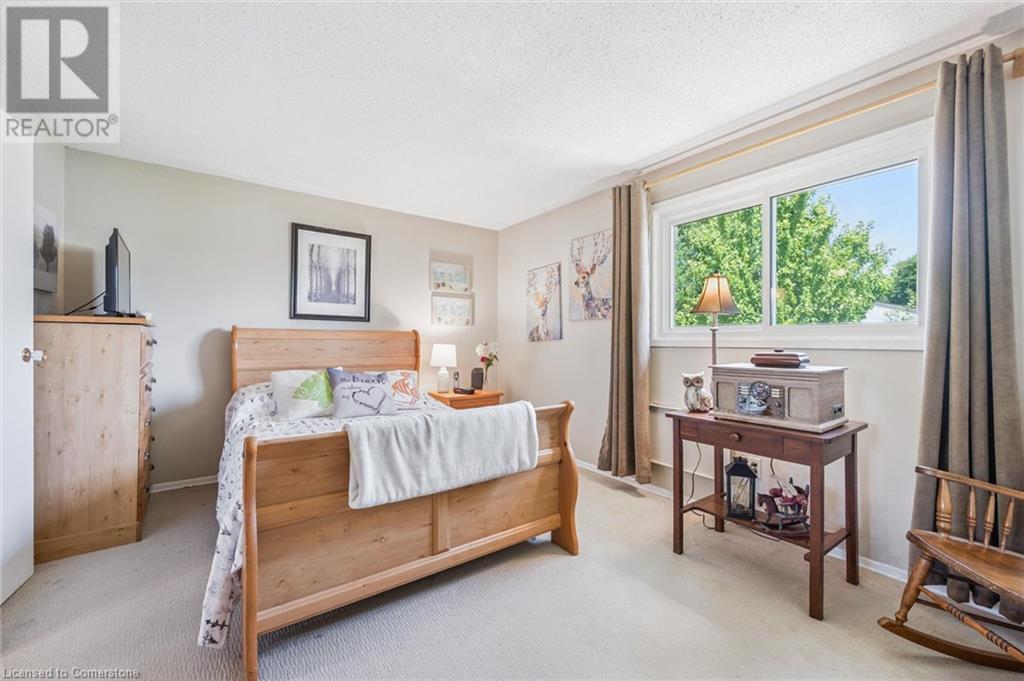 40 Silvercreek Parkway N Unit# 30, Guelph, Ontario  N1H 7X5 - Photo 13 - 40756586