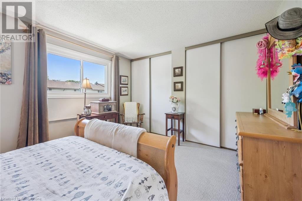 40 Silvercreek Parkway N Unit# 30, Guelph, Ontario  N1H 7X5 - Photo 14 - 40756586