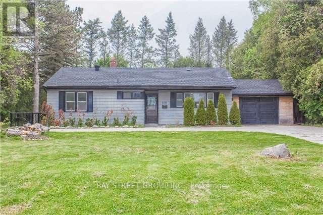 1011 JANETTE STREET, Newmarket, Ontario