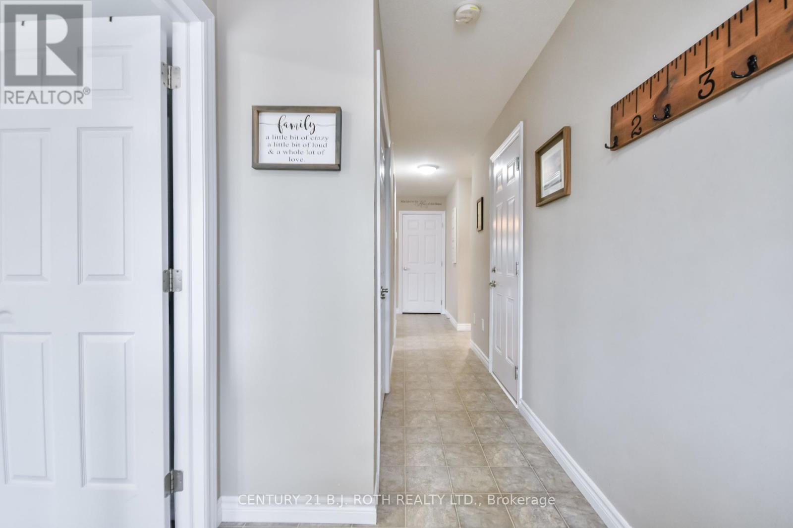 91 Lucy Lane, Orillia, Ontario  L3V 7A8 - Photo 4 - S12318885