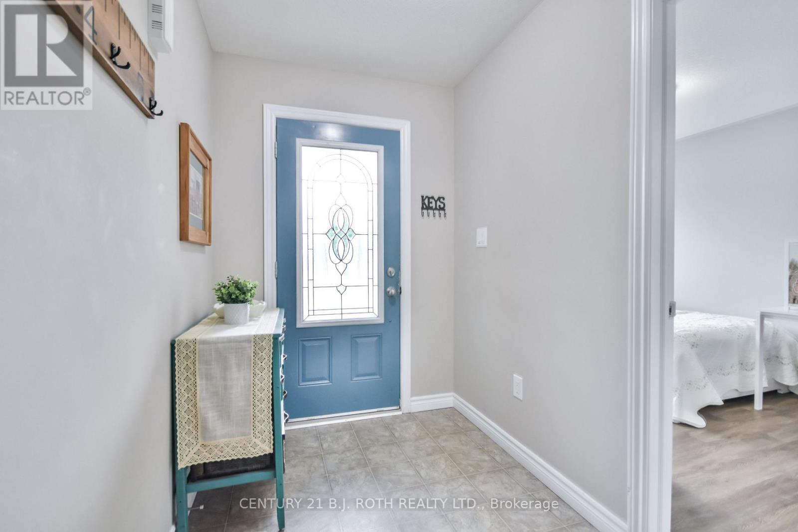 91 Lucy Lane, Orillia, Ontario  L3V 7A8 - Photo 5 - S12318885
