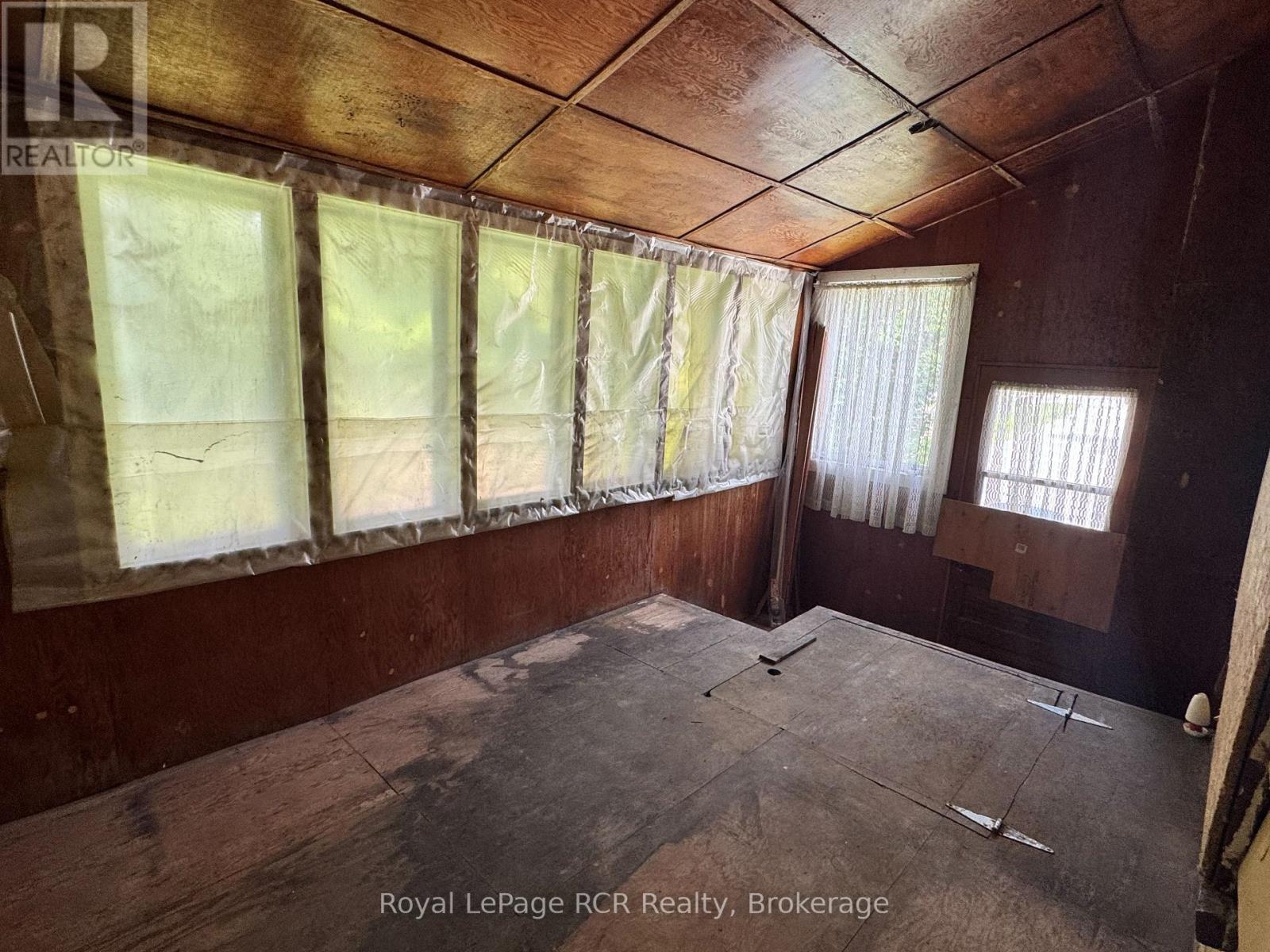 30 Sydenham Street, Grey Highlands, Ontario  N0C 1E0 - Photo 12 - X12205937