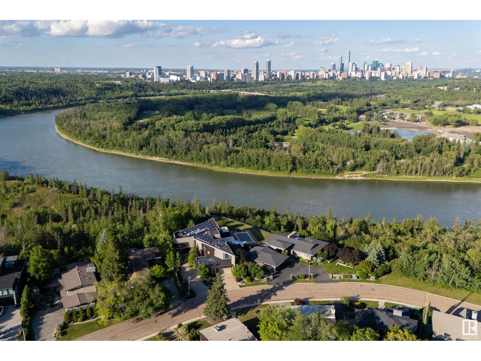13758 Valleyview Dr Nw, Edmonton, Alberta  T5R 5T8 - Photo 3 - E4450707