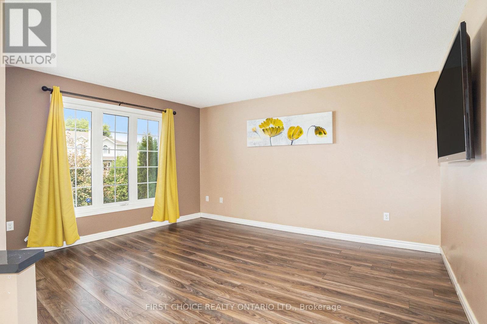 106 Panorama Avenue, Alfred And Plantagenet, Ontario  K0A 3K0 - Photo 4 - X12318913