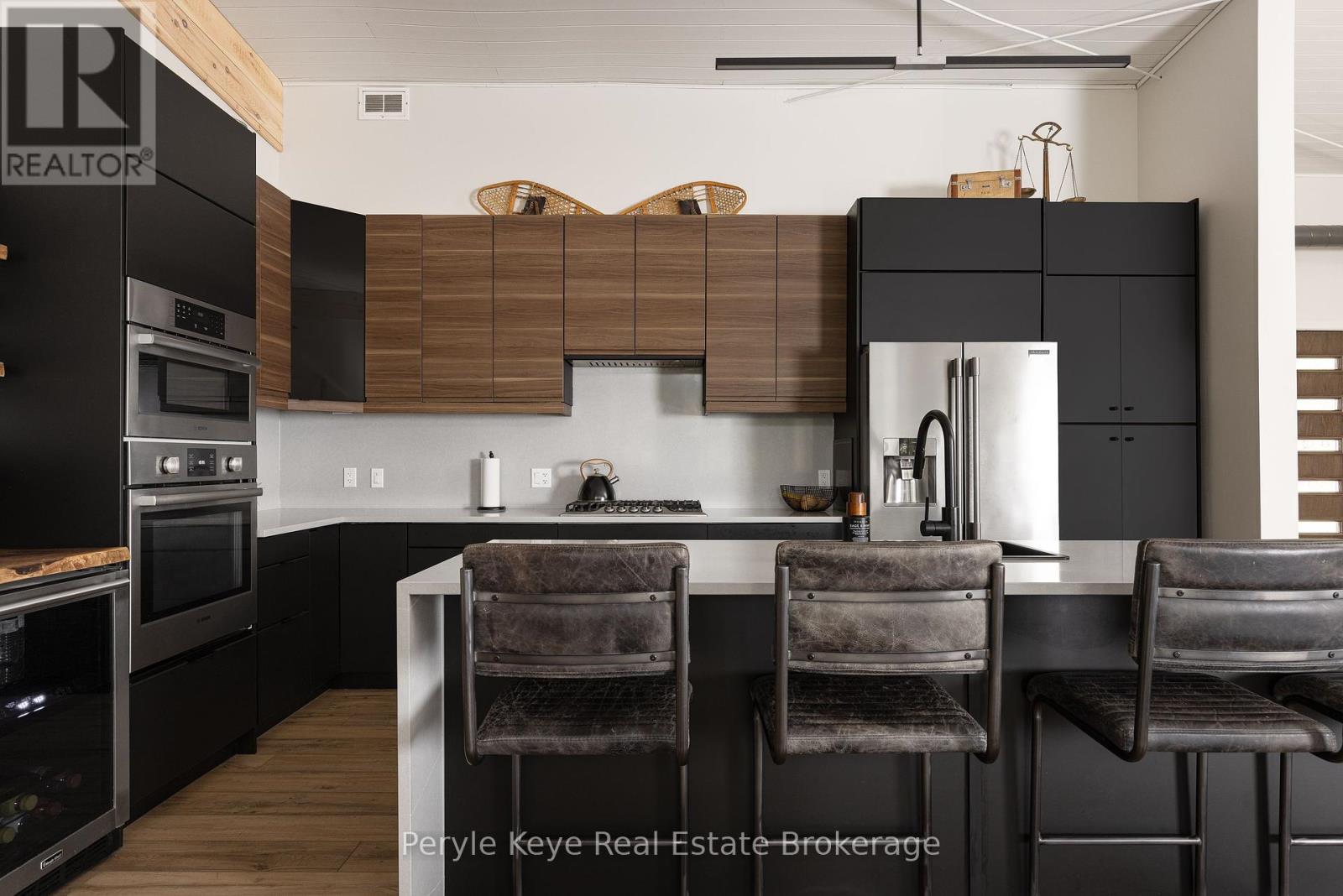 1-1387 Oxbow Lake Road, Lake Of Bays, Ontario  P1H 2J6 - Photo 22 - X12318810