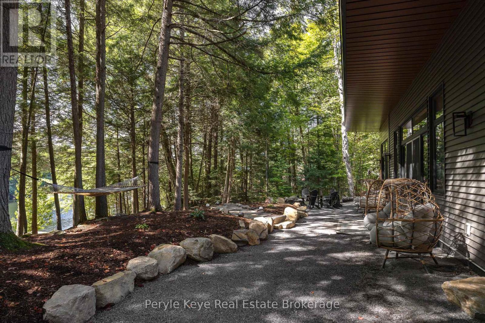 1-1387 Oxbow Lake Road, Lake Of Bays, Ontario  P1H 2J6 - Photo 6 - X12318810