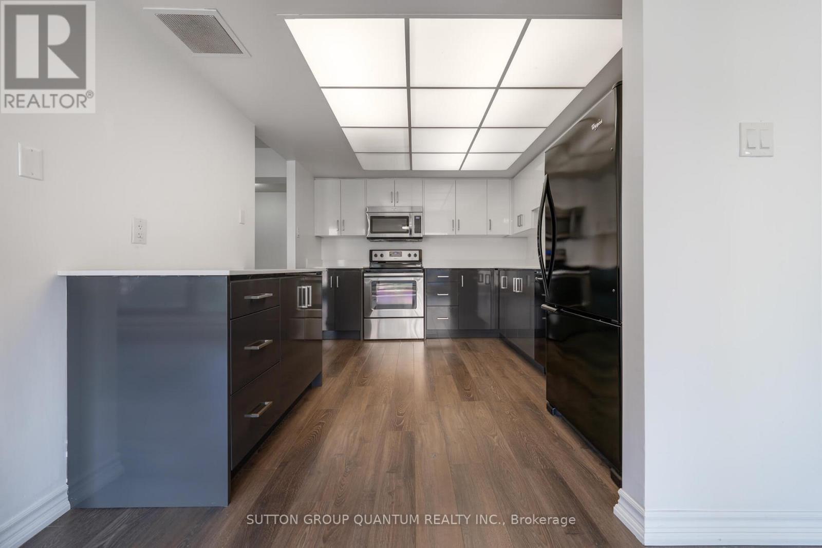 1113 - 55 Harbour Square, Toronto, Ontario  M5J 2L1 - Photo 11 - C12060022