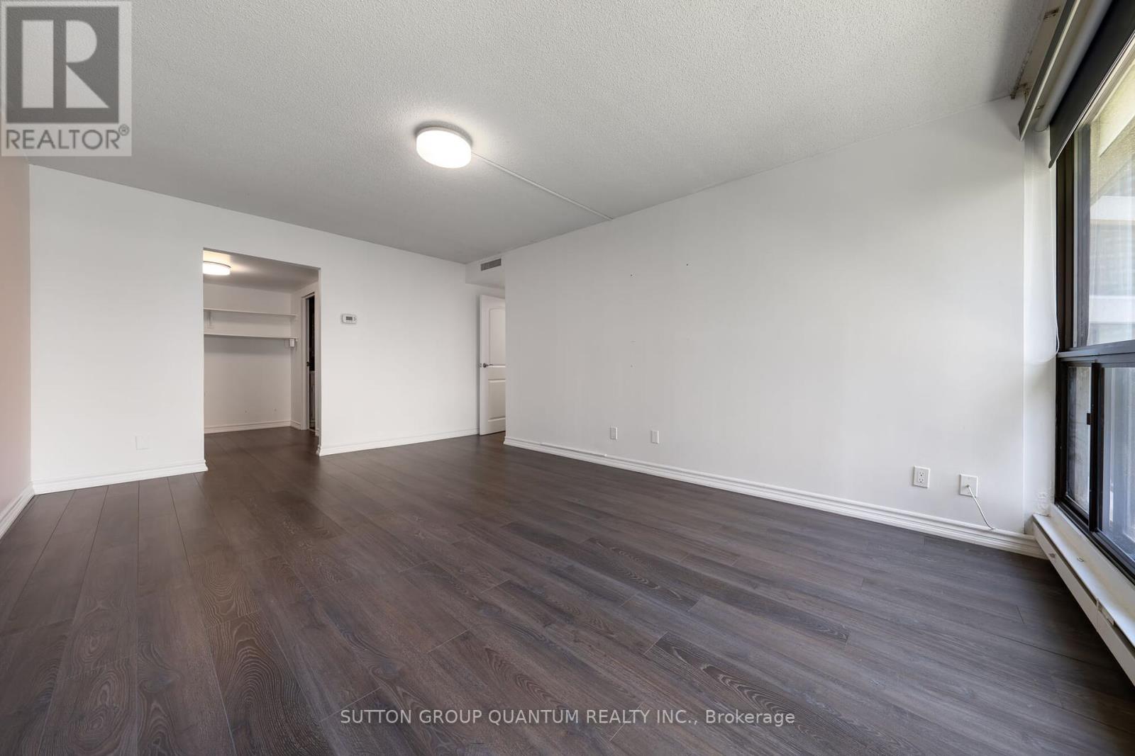 1113 - 55 Harbour Square, Toronto, Ontario  M5J 2L1 - Photo 18 - C12060022