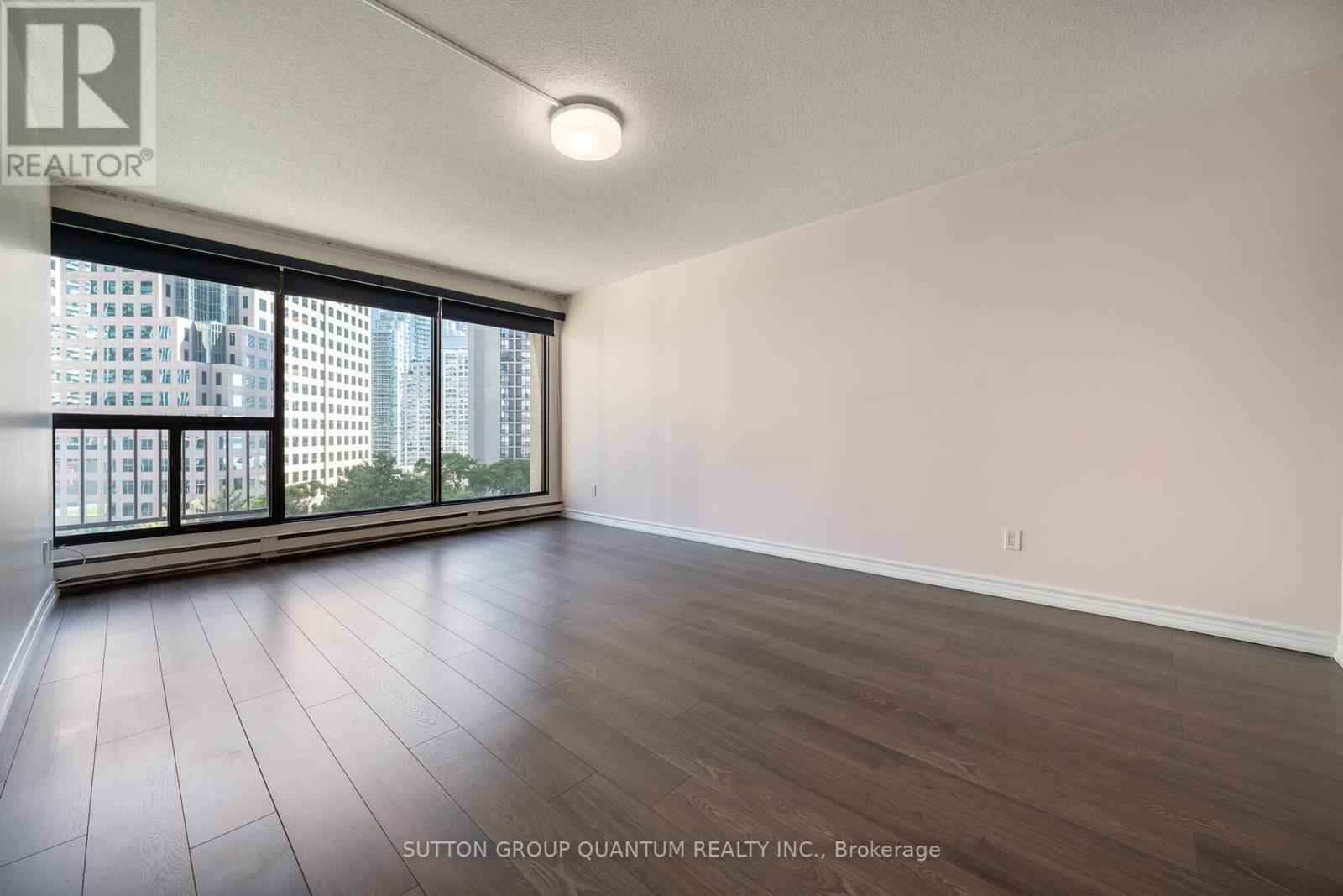 1113 - 55 Harbour Square, Toronto, Ontario  M5J 2L1 - Photo 17 - C12060022