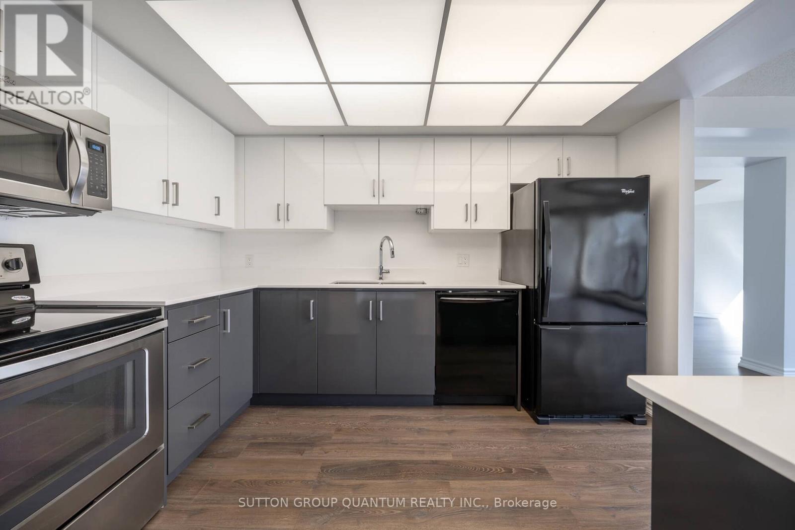 1113 - 55 Harbour Square, Toronto, Ontario  M5J 2L1 - Photo 7 - C12060022