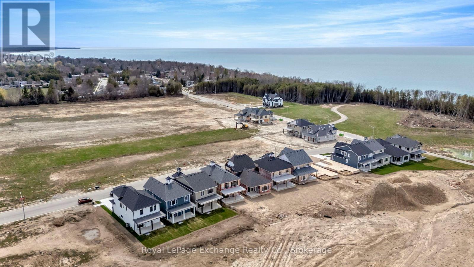 127 Inverness Street N, Kincardine, Ontario  N2Z 2Z4 - Photo 36 - X12105305
