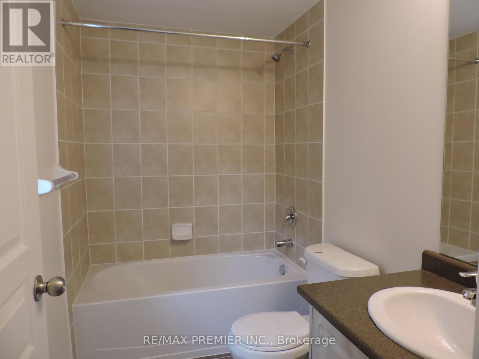 278 Barons Street, Vaughan, Ontario  L4H 3Z3 - Photo 10 - N12318898