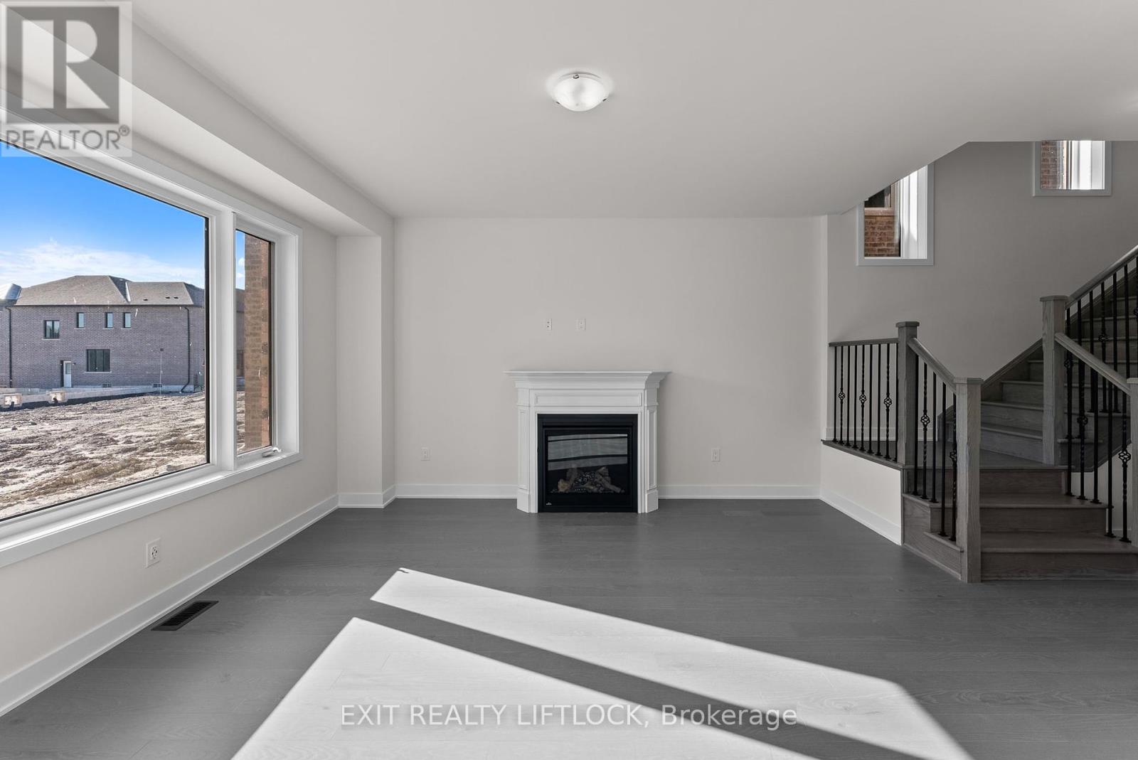 814 Griffin Trail, Peterborough North, Ontario  K9K 0J4 - Photo 7 - X12318943