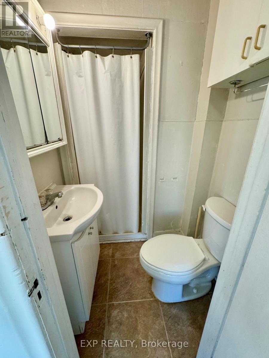 Unit A - 17 Mill Street E, Halton Hills, Ontario  L7J 1G8 - Photo 8 - W12318921