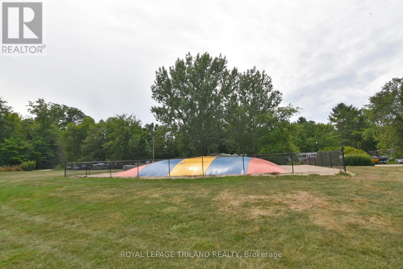 G34 - 9338 West Ipperwash Road, Lambton Shores, Ontario  N0N 1J0 - Photo 25 - X12318953