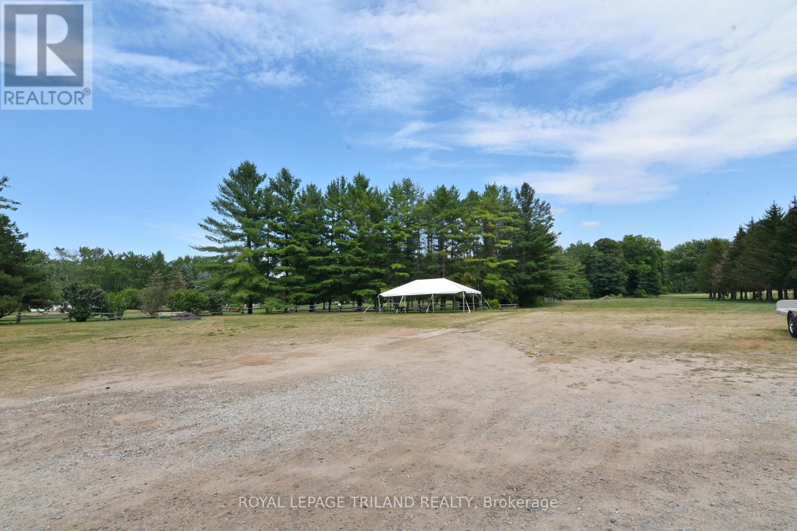 G34 - 9338 West Ipperwash Road, Lambton Shores, Ontario  N0N 1J0 - Photo 27 - X12318953