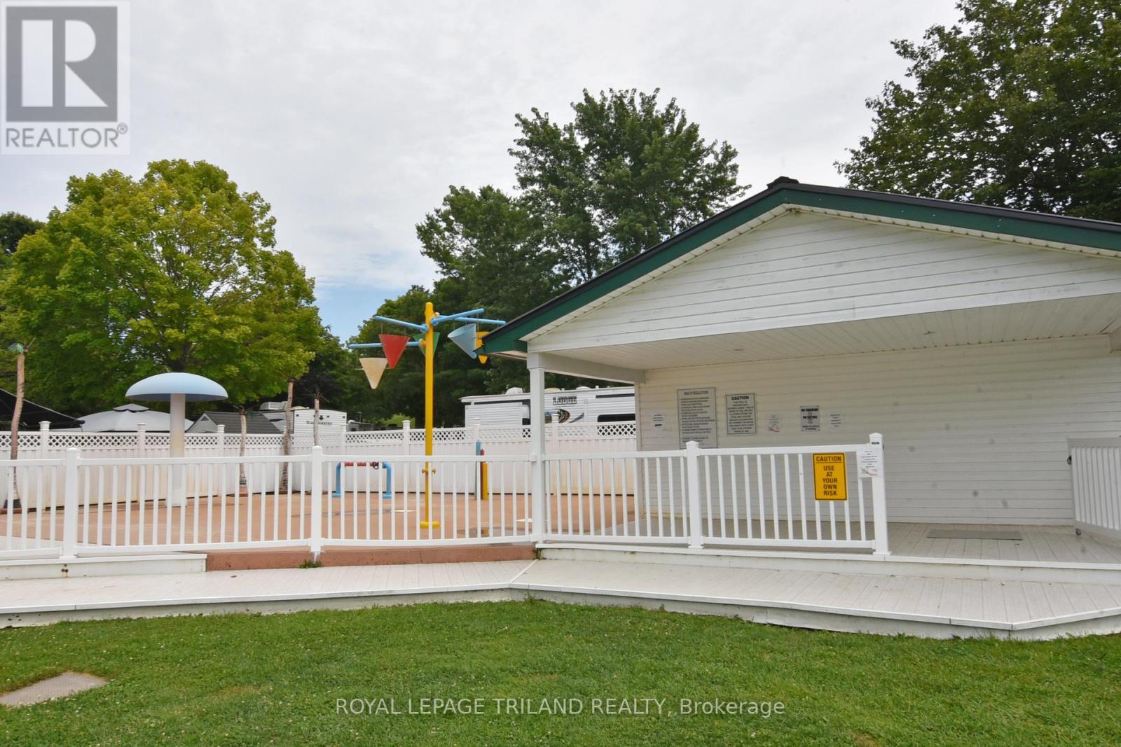 G34 - 9338 West Ipperwash Road, Lambton Shores, Ontario  N0N 1J0 - Photo 33 - X12318953