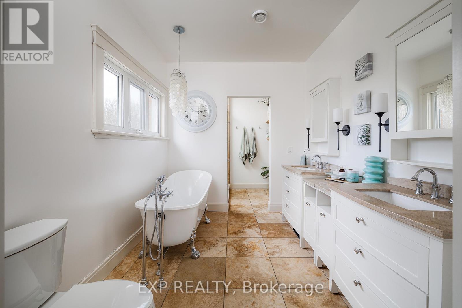880 Wood Drive, North Perth, Ontario  N4W 0B7 - Photo 23 - X12318901