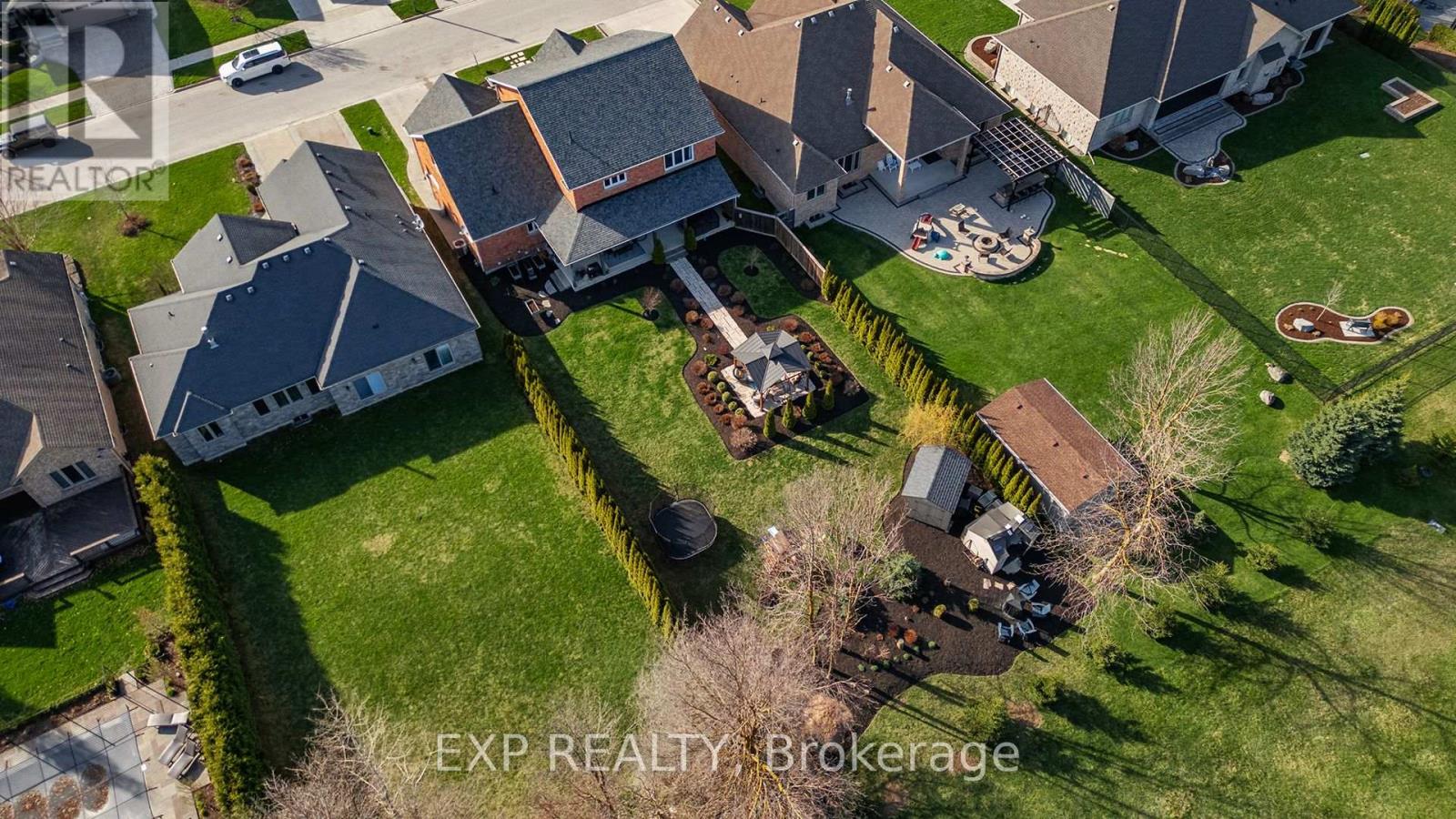 880 Wood Drive, North Perth, Ontario  N4W 0B7 - Photo 3 - X12318901