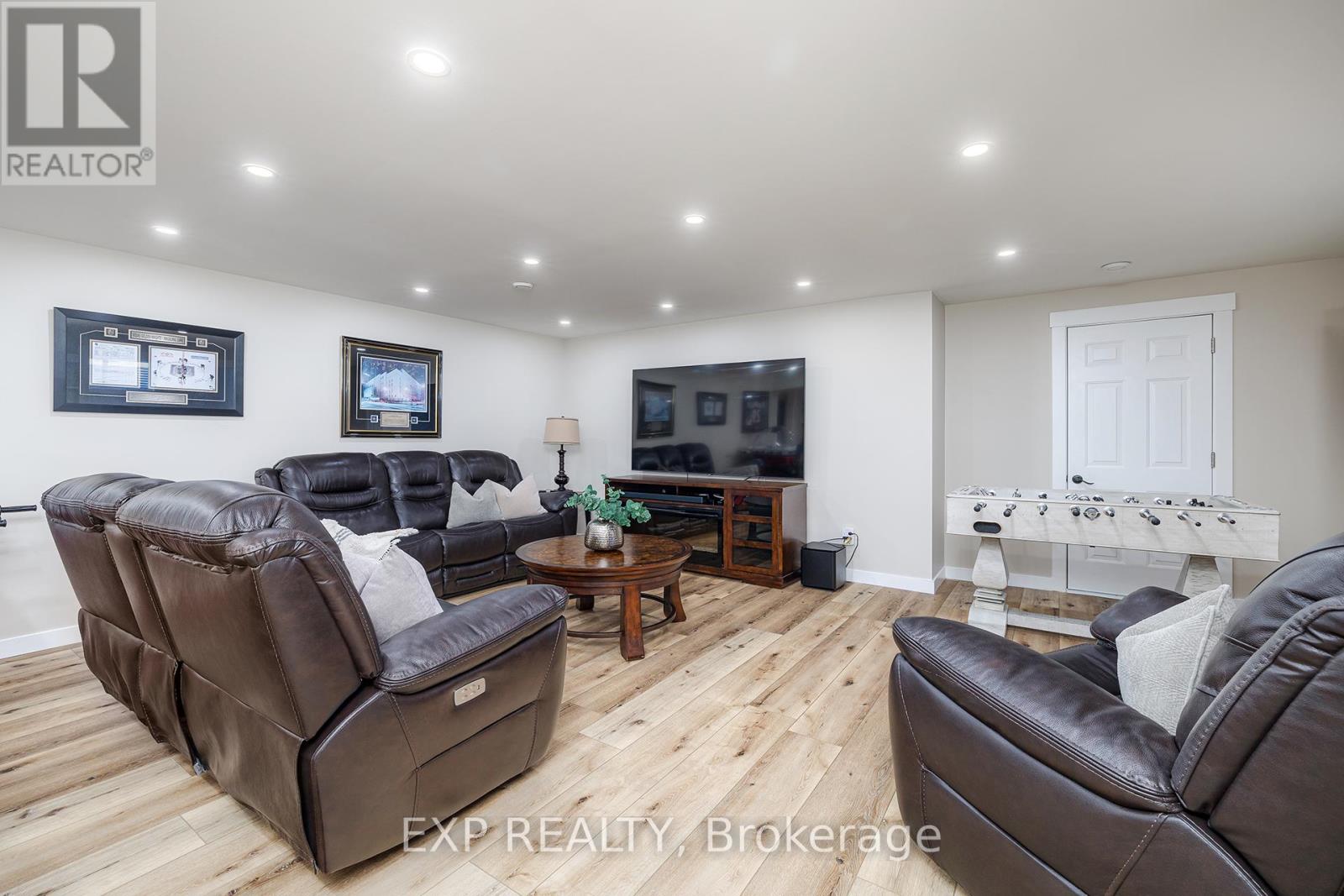 880 Wood Drive, North Perth, Ontario  N4W 0B7 - Photo 37 - X12318901