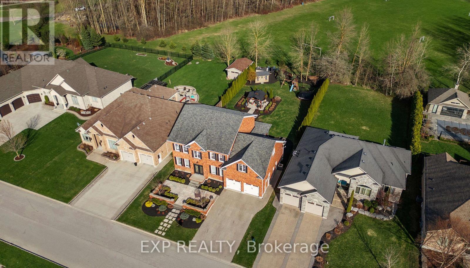 880 Wood Drive, North Perth, Ontario  N4W 0B7 - Photo 4 - X12318901