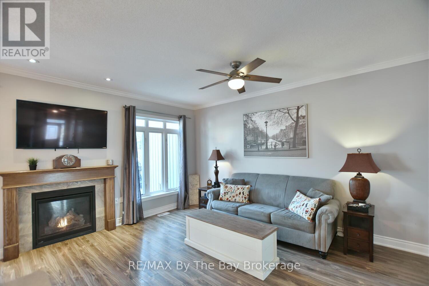 62 Puccini Drive, Wasaga Beach, Ontario  L9Z 1Z4 - Photo 11 - S12318979