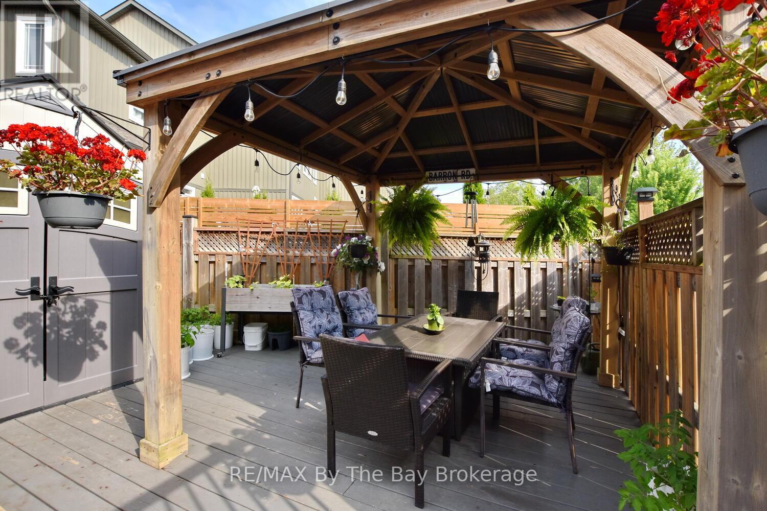 62 Puccini Drive, Wasaga Beach, Ontario  L9Z 1Z4 - Photo 32 - S12318979