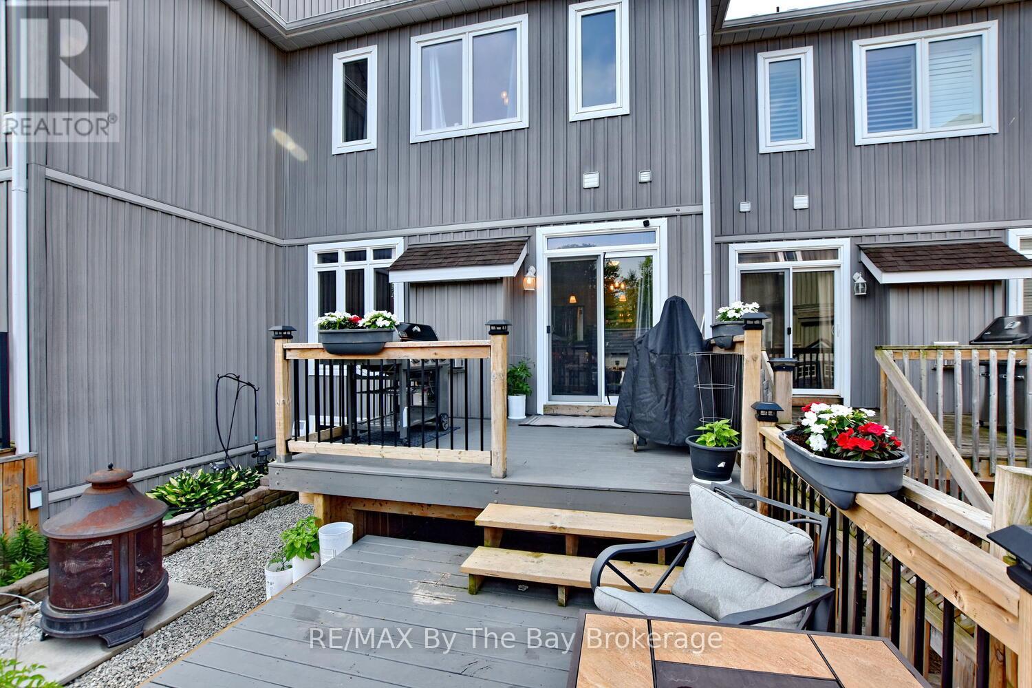 62 Puccini Drive, Wasaga Beach, Ontario  L9Z 1Z4 - Photo 35 - S12318979