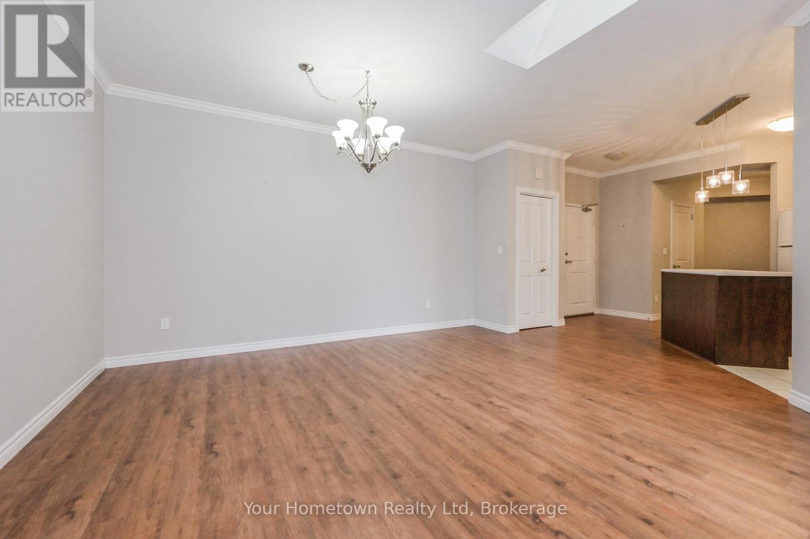 212 - 760 Woodhill Drive, Centre Wellington, Ontario  N1M 3W5 - Photo 14 - X12318932