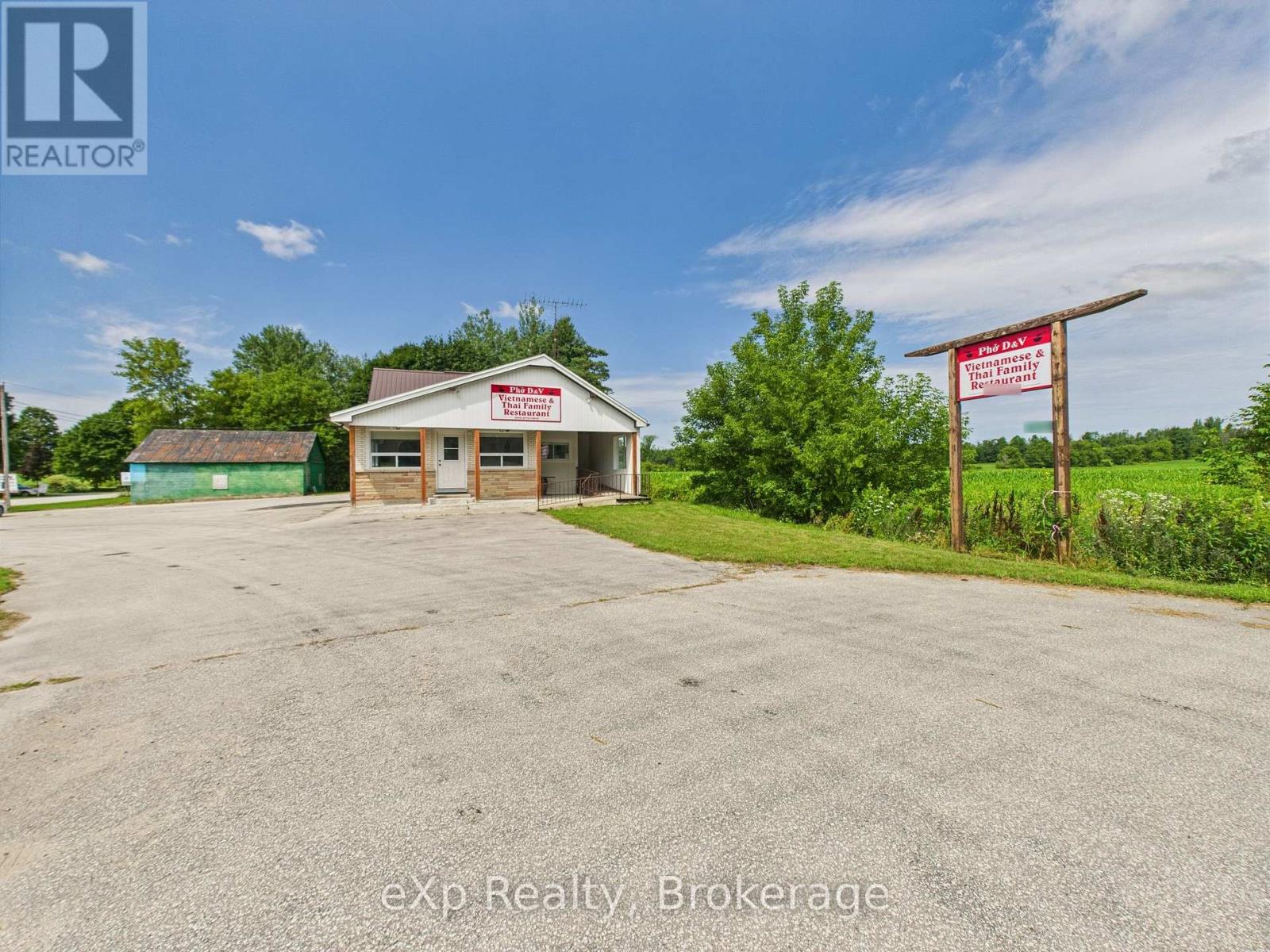 315194 Highway 6, Chatsworth, Ontario  N0H 2V0 - Photo 2 - X12318951