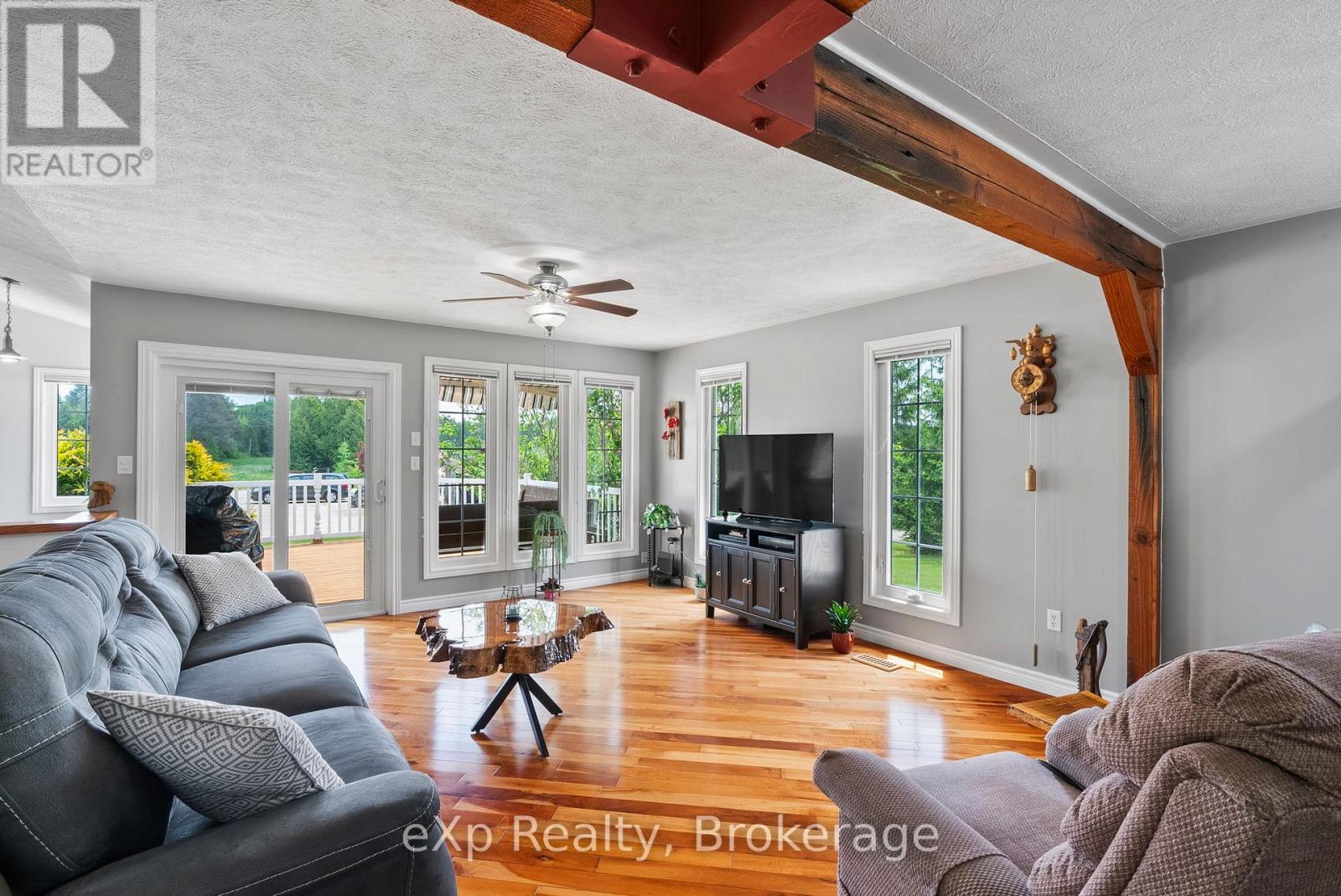 314839 Highway 6, West Grey, Ontario  N0G 1R0 - Photo 21 - X12318961